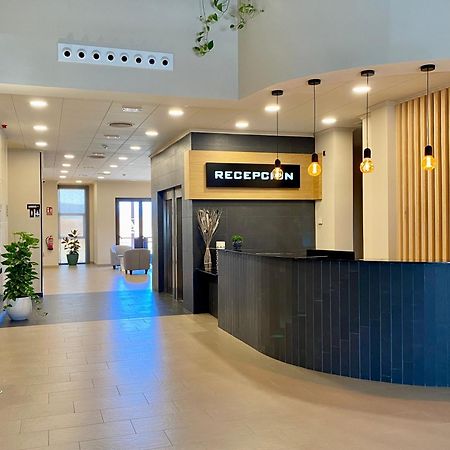 Hotel-Asador Montes Oretanos Pulgar Εξωτερικό φωτογραφία