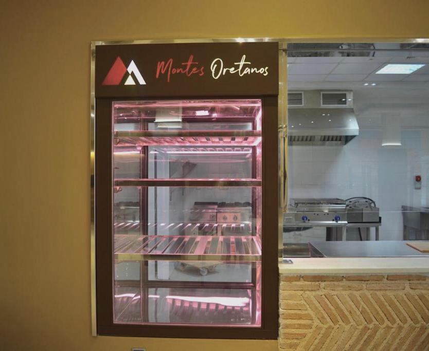 Hotel-Asador Montes Oretanos Pulgar Εξωτερικό φωτογραφία