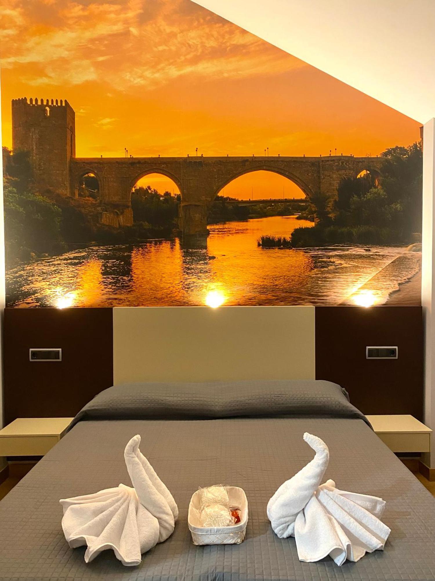 Hotel-Asador Montes Oretanos Pulgar Εξωτερικό φωτογραφία